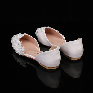 Vente en gros de ballerines confortables à la mode, chaussures pour femmes en cuir PU de haute qualité, chaussures plates blanches à lacets pour mariage - Product Image 5
