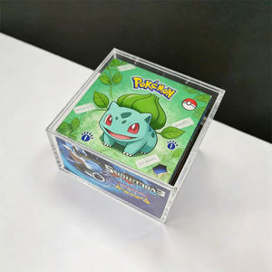 Boîte de protection en acrylique transparente pour <span class=keywords><strong>booster</strong></span> Pokémon, <span class=keywords><strong>prix</strong></span> d'usine, boîte de protection en acrylique poli pour <span class=keywords><strong>booster</strong></span> Pokémon ETB avec couvercle - Product Image 1