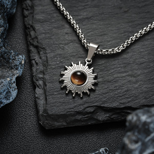 Nuova Collana con Ciondolo a Forma di Girasole alla Moda per <span class=keywords><strong>Uomo</strong></span>, Catena Versatile per Felpa, Accessori all'Ingrosso - Product Image 3