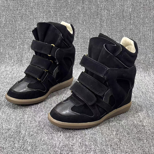 Zapatillas deportivas casuales de estilo europeo-americano de caña alta para mujer, para exteriores y streetwear, con aumento de altura integrado, ideales para el verano y el agua. - Product Image 1