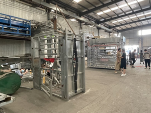 Chute de désodorisation hydraulique entièrement automatique et robuste, galvanisée, pour le traitement des sabots de bovins et ovins / Équipement d'étranglement pour bétail - Product Image 5