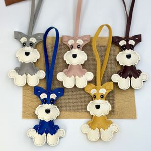 Pendentif porte-clés chien Schnauzer en cuir PU vintage, mignon chiot avec sangle de suspension pour sacs et clés - Product Image 3