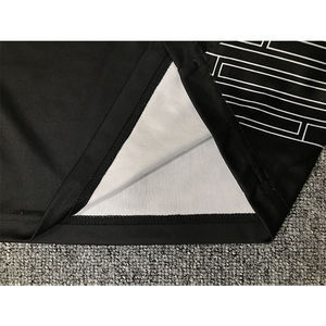 เสื้อบาสเก็ตบอลฤดูร้อนน้ำหนักเบาแบบกำหนดเองสำหรับ OEM แห้งเร็ว ระบายอากาศได้ดี พิมพ์ลายแบบ Sublimation สำหรับทีม ผลิตจากโพลีเอสเตอร์ 100% สำหรับทุกเพศ - Product Image 6