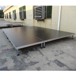 Scène portable légère en aluminium et bois, réglable en hauteur, avec montage facile pour concerts et événements en plein air - Product Image 3