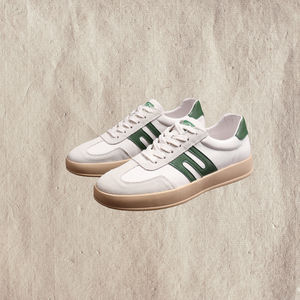 Baskets blanches tendance pour hommes avec logo personnalisé chaussures de skateboard et de marche antidérapantes de style streetwear pour le printemps et l'automne - Product Image 1