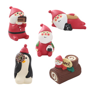 Cute Handmade Christmas Resin Figurines Santa Claus Desktop Miniature Cartoon Decorations Indoor Use - Product Image 5