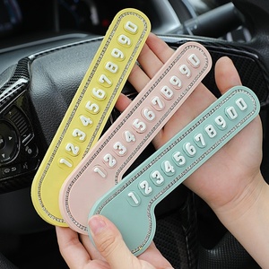 <span class=keywords><strong>Numéro</strong></span> <span class=keywords><strong>de</strong></span> <span class=keywords><strong>téléphone</strong></span> dans la voiture Panneau d'arrêt temporaire Multifonctionnel Cartoon Bunny Carte <span class=keywords><strong>de</strong></span> stationnement temporaire Décoration <span class=keywords><strong>de</strong></span> plaque d'immatriculation rapide - Product Image 5