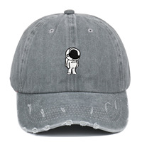 Cappellino da Baseball Vintage con Logo Astronauta Ricamato, 6 Pannelli, Effetto Invecchiato, Regolabile, Unisex, Stile Dad Hat