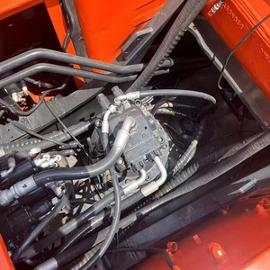 Excavatrice Doosan DX300LC-9C de 30 tonnes, modèle 2019, avec godet de 1,45 m, moteur de 159 kW, dents de rechange et accessoires de brise-roche - Product Image 3