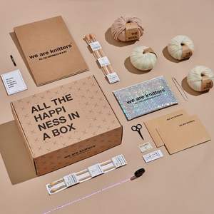 Caja de Cartón Corrugado de Lujo de Alta Calidad, Diseño Personalizado, Caja de Correo de Papel Impresa, Caja de Correo Plegable para Regalo - Product Image 1