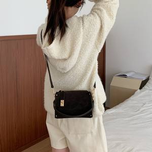 Women's <b>Small</b> Square <b>Box</b> Bag Ebony Color Zipper Closure Classic Style Crossbody Shoulder Bag For Everyday Outfits Spring 2026 - Product Image 2