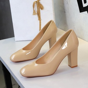 Escarpins à talon épais en cuir verni pour femme, style professionnel simple et élégant - Product Image 5