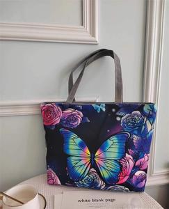 <span class=keywords><strong>Borsa</strong></span> Tote in tela farfalla <span class=keywords><strong>viola</strong></span> carina estetica per le donne <span class=keywords><strong>borsa</strong></span> della spesa per la scuola borse a tracolla con manico alto grande Tote - Product Image 2