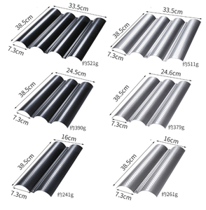 Cetakan Roti Baguette Panjang Anti Lengket 4-slot Besar Baja Karbon Aman untuk Oven Dapat Digunakan Kembali Ramah Lingkungan Hitam/Emas untuk Memanggang - Product Image 4