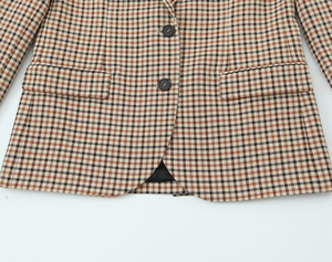卡其色格纹图案缺角领单排扣长袖休闲时尚女式西装外套 - Product Image 4