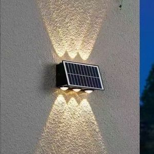 Lampe murale extérieure à énergie solaire, 4, 6, 8, 10 perles, interrupteur inductif pour l'éclairage de la cour et de la villa - Product Image 1