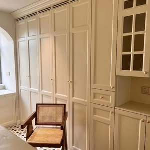 Meubles modulaires modernes de chambre à coucher en bois Armoire design personnalisé - Product Image 1