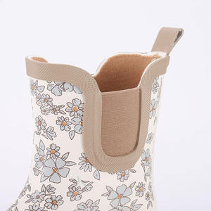 <span class=keywords><strong>Stivali</strong></span> da Pioggia per Bambini CS-52 <span class=keywords><strong>in</strong></span> <span class=keywords><strong>Gomma</strong></span> <span class=keywords><strong>Beige</strong></span> Impermeabile di Buona Qualità per l'Inverno - Product Image 6