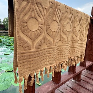 Tùy chỉnh dệt 100% bông Jacquard nổi bãi biển khăn với rìa - Product Image 3