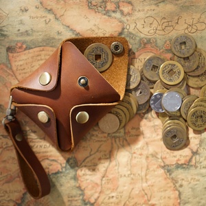 New Creative Women's Men's <b>Cute</b> Small Coin Purse Coin Bag Korean Mini Genuine Leather Buckle Personalized Cowhide <b>Wallet</b> - Product Image 4