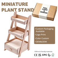 Rak Tanaman Kayu Miniatur Skala 1:12 3-Tingkat Rak Bunga Rumah Boneka Model Furnitur Taman Minimalis Modern Unisex OEM