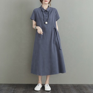 Nuevo estilo japonés Color sólido Algodón y lino Solapa Manga corta Bolsillo suelto Vestido casual de mujer - Product Image 2