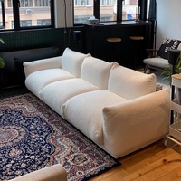 Wabi-Sabi-Stil Granulierter Fleece-Kaschmir-Bezug Dreisitzer-Sofa Weiß Gerade Cremefarbene Moderne Wohnzimmermöbel