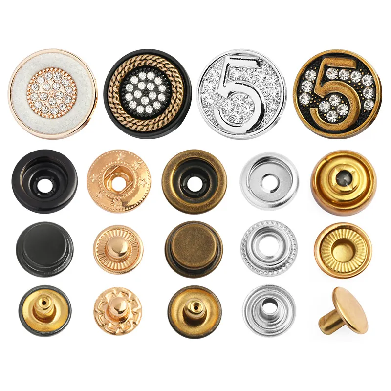 Logo personalizzato 4 parti chiusura a scatto pulsante in metallo bottoni a pressione per i vestiti