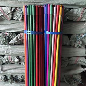 Trung Quốc Nhà Máy Nhà cung cấp của giá rẻ 2.2x120cm bằng gỗ lau Stick với hoa thiết kế Pet nhựa Chổi đầu cho hộ gia đình vườn Cleaner - Product Image 5