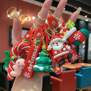 Porte-clés en PVC souple 3D Père Noël et sapin de Noël, design créatif et mignon, faible MOQ, idéal pour sacs <span class=keywords><strong>à</strong></span> dos, cadeaux promotionnels et fêtes - Product Image 1