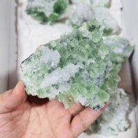 Offre Spéciale – Boîte de Fluorite Verte Naturelle Granulée de Haute Qualité pour Décoration Intérieure et Cadeau