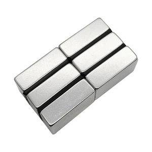 Aimants en néodyme Neocube 5 mm plaqués or N42 5 mm x 5 mm x 5 mm - Product Image 5