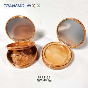 Estuche compacto para polvos prensados, polvos fijadores y coloretes, con efecto marmoleado, redondo y con espejo - Product Image 1