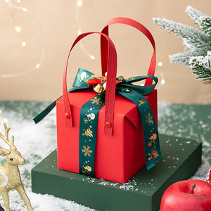 Vente en gros petite boîte d'emballage cadeau personnalisée pour Noë<span class=keywords><strong>l</strong></span> avec <span class=keywords><strong>calendrier</strong></span> <span class=keywords><strong>de</strong></span> <span class=keywords><strong>l</strong></span>'<span class=keywords><strong>avent</strong></span> et poignée <span class=keywords><strong>de</strong></span> cosmétiques boîte-cadeau <span class=keywords><strong>de</strong></span> Noë<span class=keywords><strong>l</strong></span> pour pomme - Product Image 1
