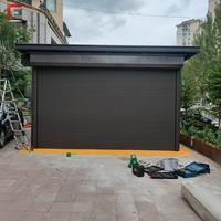 Porte de garage à enroulement isolée en aluminium, à ouverture verticale, pour villa résidentielle, avec moteur électrique