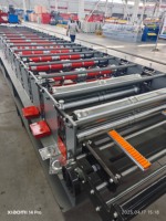 Machine multifonctionnelle de panneau de joint debout d'acier de couleur souple pour les installations architecturales de toit