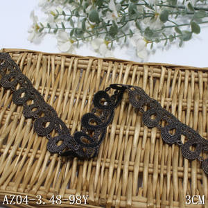 Ribete de <span class=keywords><strong>Encaje</strong></span> Bordado Soluble en Agua de Poliéster <span class=keywords><strong>Guipur</strong></span> Bicolor Negro y <span class=keywords><strong>Dorado</strong></span> Personalizado de 3CM de Ancho para Decoración de Costura de Ropa Abaya - Product Image 5