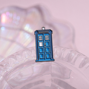 Sming pimleri karikatür kutusu emaye broş scifi TV serisi ilham sırt çantası rozeti giyim aksesuarları hediye - Product Image 3