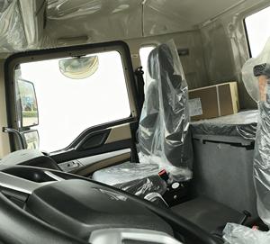 Camion d'aspiration des eaux usées 6x4 de 14 000 litres (14 tonnes) - Résistant aux sels et aux brouillards pour ports côtiers - Product Image 4