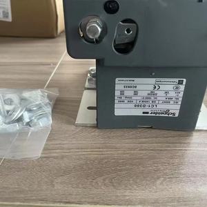 Contactor y Protección de Motor Eléctrico Trifásico de CA/CC Serie LC1D1810F7 LC1D para Automatización Industrial 50/60Hz - Product Image 1