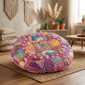 Coussin de sol non tissé brodé à la main en patchwork vintage indien pour hôtel et hôpital - Product Image 3