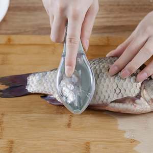 الأكثر مبيعًا أدوات إزالة جلد السمك مكشطة تنظيف الأسماك مع مقشرة سكين وفرشاة سريعة - Product Image 4