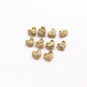 Perles entretoises en acier inoxydable en forme de cœur Yunnique pour la fabrication de bracelets GZY-PJ06 – Composants de bijoux moulés - Product Image 1