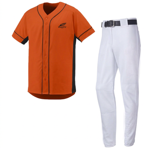Ensemble de maillot de baseball orange pour homme avec pantalon blanc, col en V, manches courtes, fermeture à boutons, tissu polyester respirant - Product Image 1