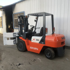 Chariot élévateur diesel compact d'occasion de 3 tonnes en bon état, efficace en carburant, avec moteur et composants principaux de la pompe Heli CPC30 CPDC30 en stock, en promotion - Product Image 4