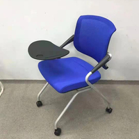 Chaise de formation de bureau avec dossier rabattable en maille, mobilier de salle de conférence universitaire, avec roulettes