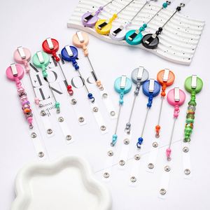 Porte-badge rétractable personnalisé avec cordon perlé et porte-clés - Support de carte d'identité DIY pour infirmières et professionnels - Product Image 1