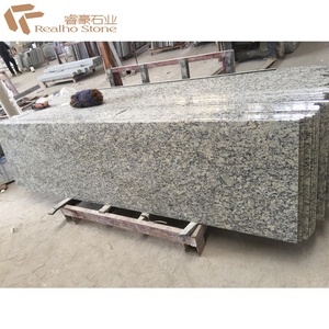 Encimera de Granito Blanco Ceniza con Costo por Pie Cuadrado y Superficie Sellada - Product Image 1