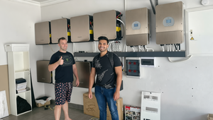 Batería de Litio Dyness Powerbox Pro 51.2v 200ah lifepo4 de 10.24kwh, Sistema de Almacenamiento de Energía Doméstico con 6000 Ciclos - Product Image 5