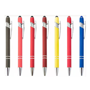 Stylo à bille stylet en caoutchouc souple avec logo personnalisé Conception promotionnelle en métal pour les médecins et les infirmières - Product Image 5